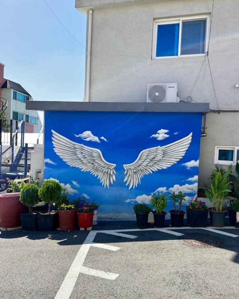 ihwa mural village things to do in seoul