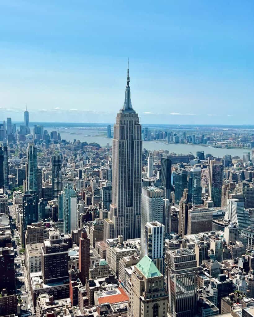 view new york city empire state building how to stay safe as a solo female traveller